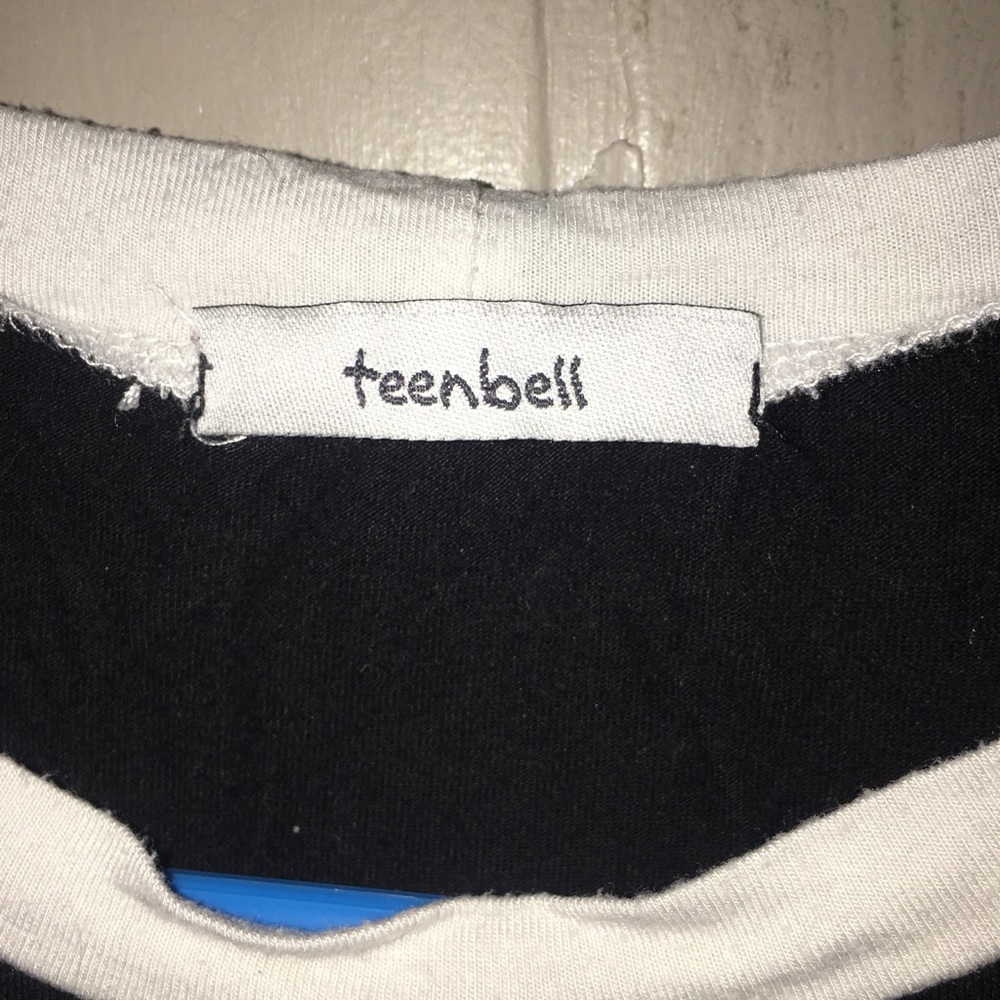 Crop top - Picture 3 of 3